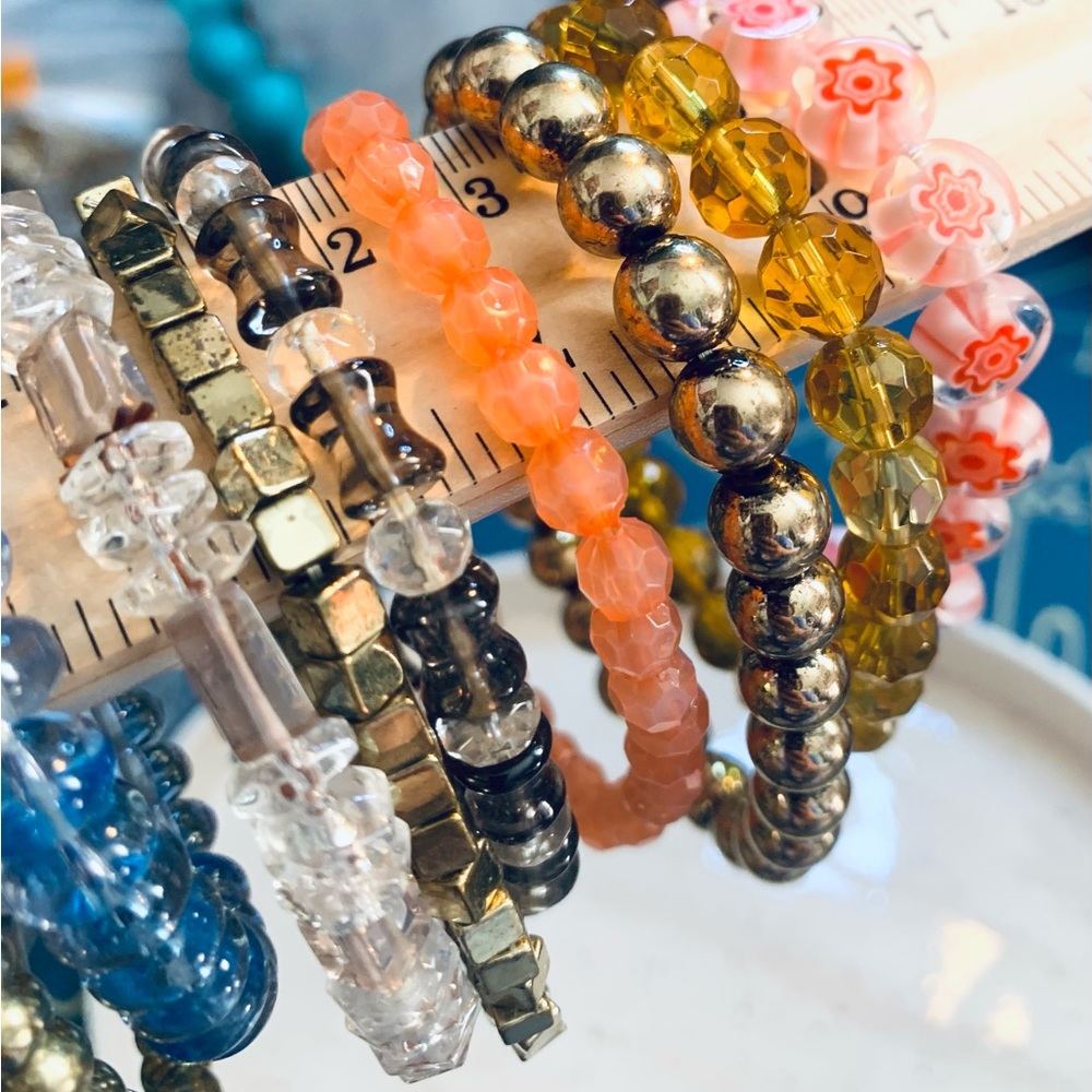 Stretchable bracelet lots - Picture 4 of 4